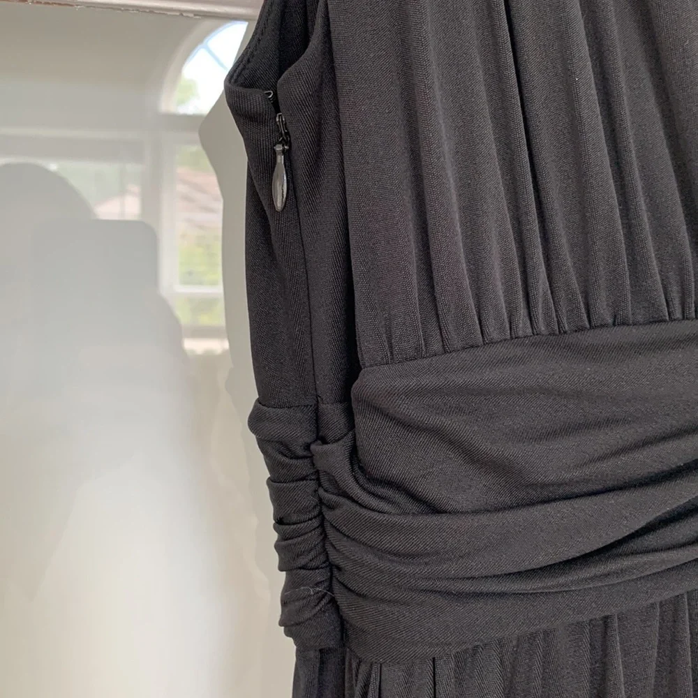 Vivienne Tam silk jersey black cocktail dress, size 2 lined EUC and easy to wear - Picture 4 of 8